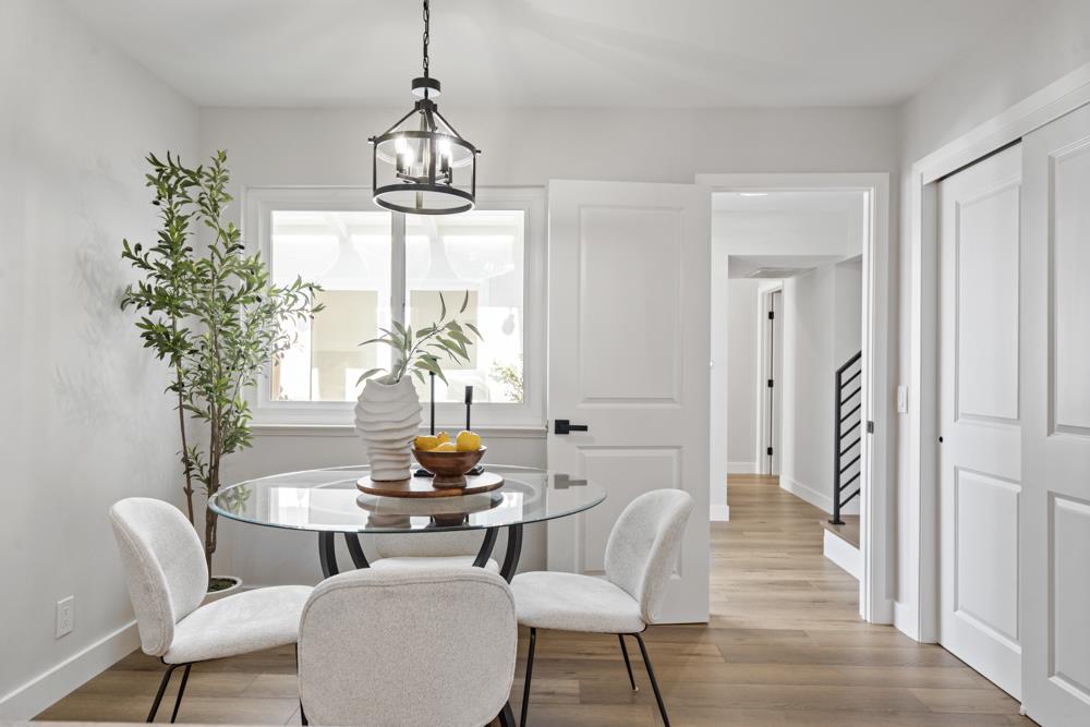 Detail Gallery Image 7 of 66 For 131 Yawl Ct, Foster City,  CA 94404 - 7 Beds | 3 Baths