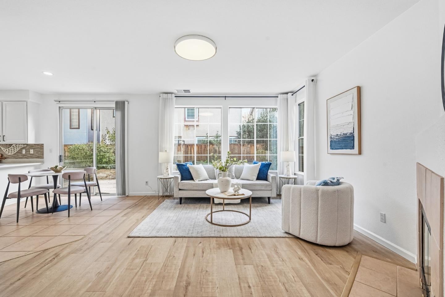 Detail Gallery Image 12 of 34 For 2764 Bungalow Ct, San Jose,  CA 95125 - 4 Beds | 2/1 Baths