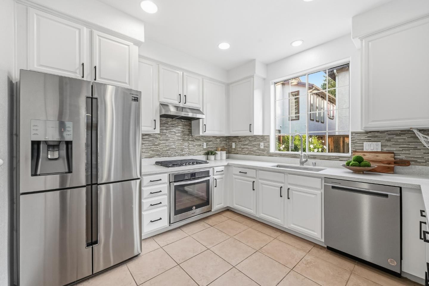 Detail Gallery Image 16 of 34 For 2764 Bungalow Ct, San Jose,  CA 95125 - 4 Beds | 2/1 Baths