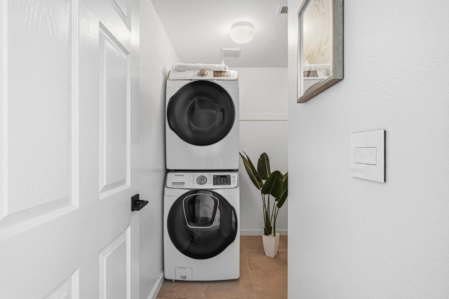 Detail Gallery Image 20 of 34 For 2764 Bungalow Ct, San Jose,  CA 95125 - 4 Beds | 2/1 Baths