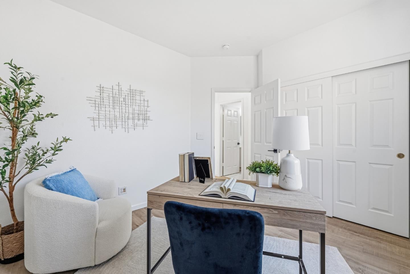 Detail Gallery Image 23 of 34 For 2764 Bungalow Ct, San Jose,  CA 95125 - 4 Beds | 2/1 Baths