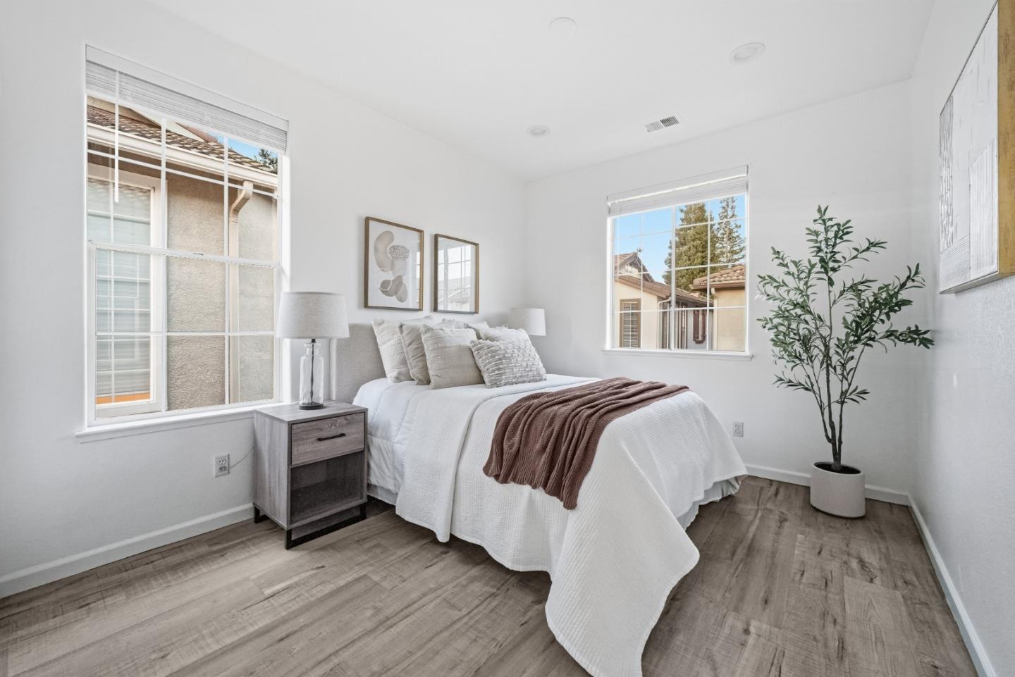 Detail Gallery Image 29 of 34 For 2764 Bungalow Ct, San Jose,  CA 95125 - 4 Beds | 2/1 Baths