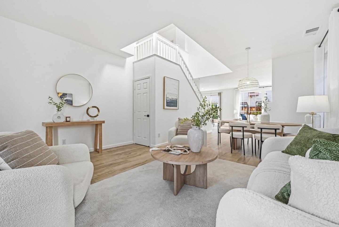 Detail Gallery Image 3 of 34 For 2764 Bungalow Ct, San Jose,  CA 95125 - 4 Beds | 2/1 Baths