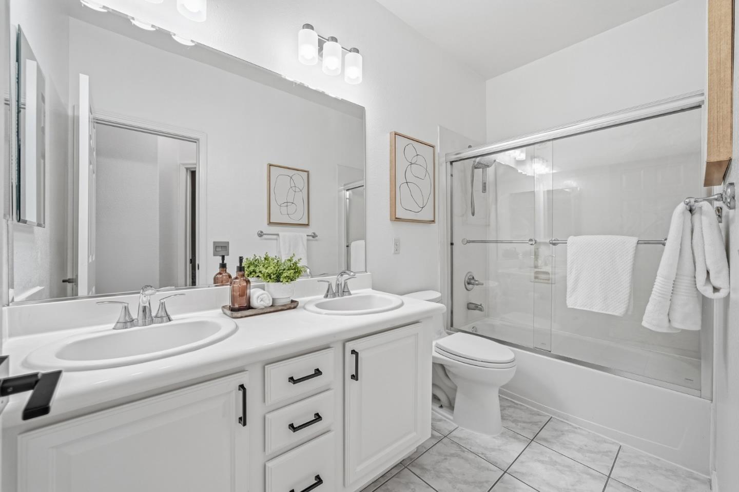 Detail Gallery Image 31 of 34 For 2764 Bungalow Ct, San Jose,  CA 95125 - 4 Beds | 2/1 Baths