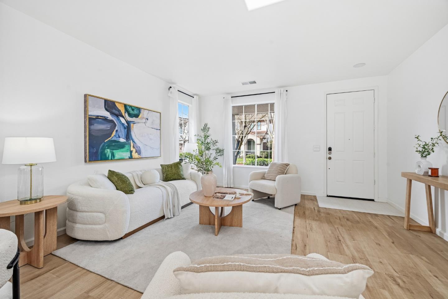 Detail Gallery Image 4 of 34 For 2764 Bungalow Ct, San Jose,  CA 95125 - 4 Beds | 2/1 Baths