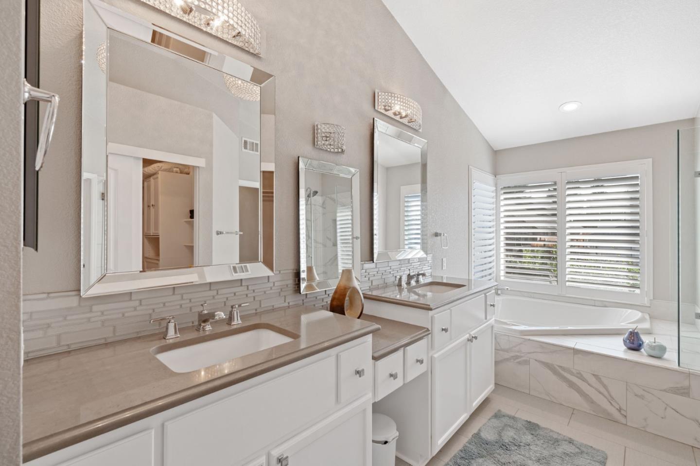 Detail Gallery Image 15 of 30 For 3335 Sandalwood Rd, Rocklin,  CA 95765 - 4 Beds | 2/1 Baths