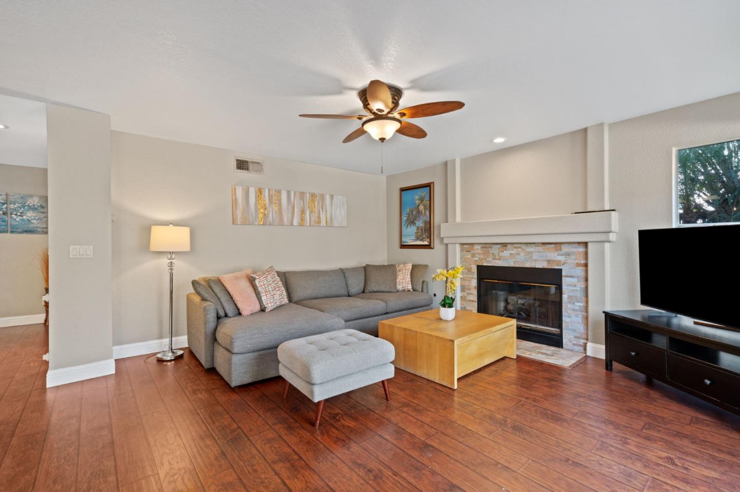 Detail Gallery Image 9 of 30 For 3335 Sandalwood Rd, Rocklin,  CA 95765 - 4 Beds | 2/1 Baths