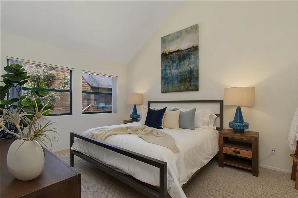 Detail Gallery Image 9 of 14 For 4435 Nobel Dr, San Diego,  CA 92122 - 2 Beds | 2 Baths