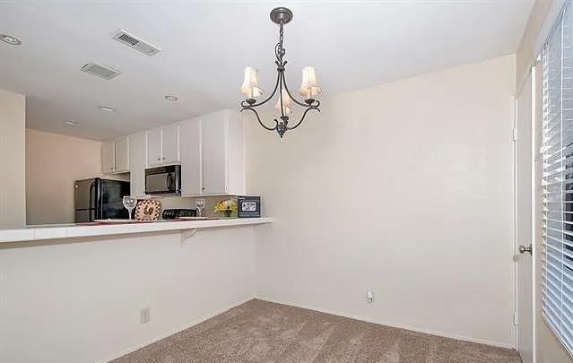 Detail Gallery Image 13 of 14 For 4225 Porte De Palmas, San Diego,  CA 92122 - 2 Beds | 1 Baths