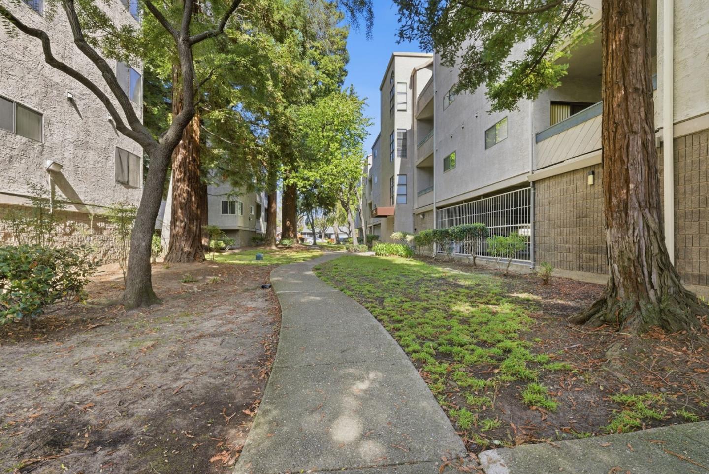 Detail Gallery Image 33 of 41 For 1256 Stanhope Ln #154,  Hayward,  CA 94545 - 2 Beds | 2 Baths