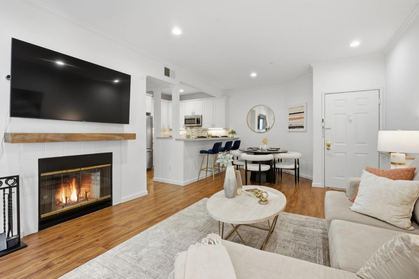 Detail Gallery Image 4 of 41 For 1256 Stanhope Ln #154,  Hayward,  CA 94545 - 2 Beds | 2 Baths