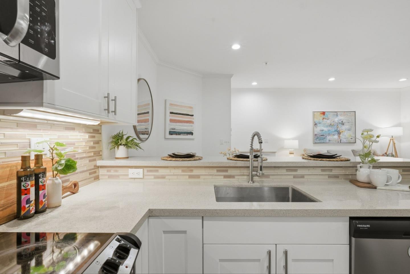 Detail Gallery Image 8 of 41 For 1256 Stanhope Ln #154,  Hayward,  CA 94545 - 2 Beds | 2 Baths