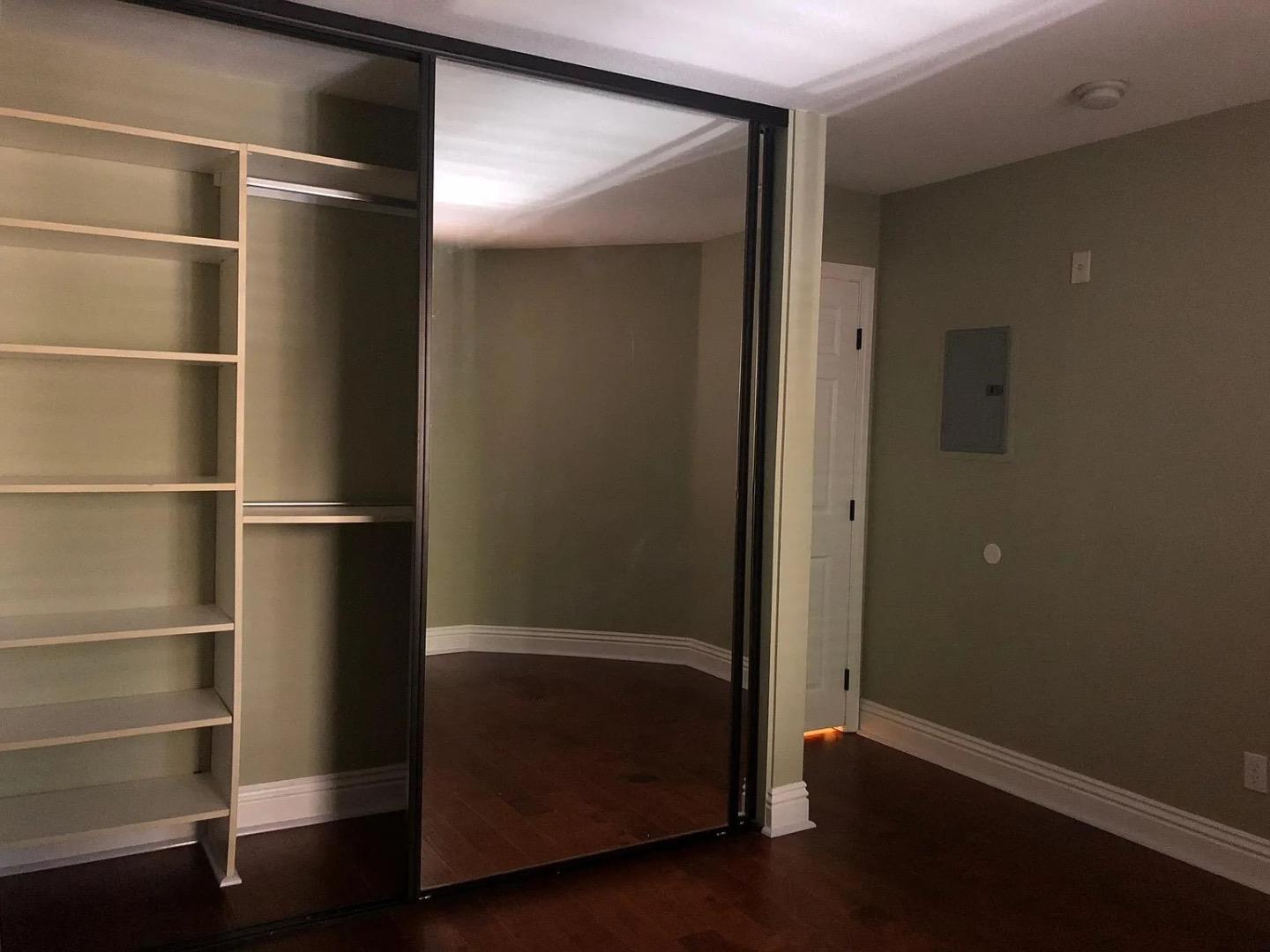 Detail Gallery Image 7 of 7 For 3937 Nobel Dr, San Diego,  CA 92122 - 1 Beds | 1 Baths