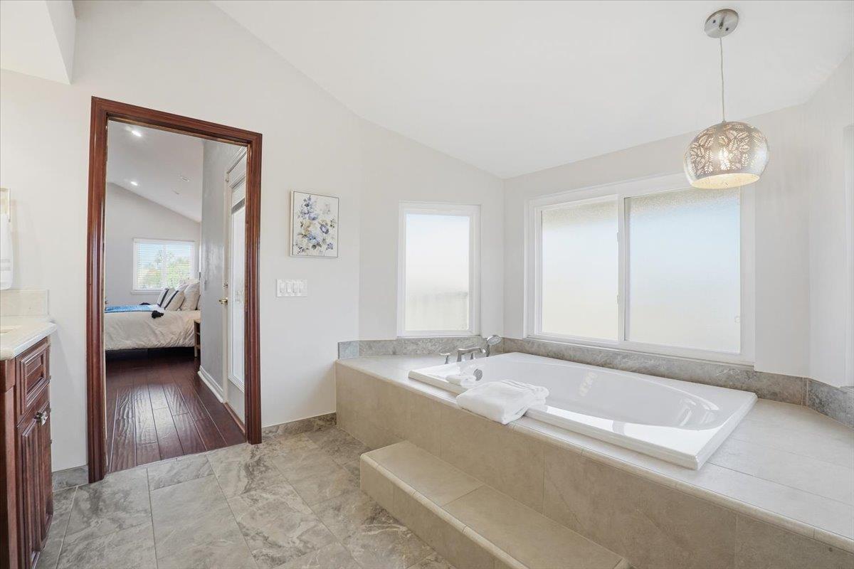 Detail Gallery Image 29 of 42 For 18874 Mount Cimarron St, Fountain Valley,  CA 92708 - 4 Beds | 3 Baths