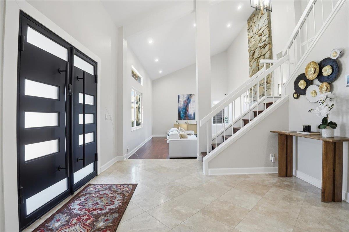 Detail Gallery Image 3 of 42 For 18874 Mount Cimarron St, Fountain Valley,  CA 92708 - 4 Beds | 3 Baths