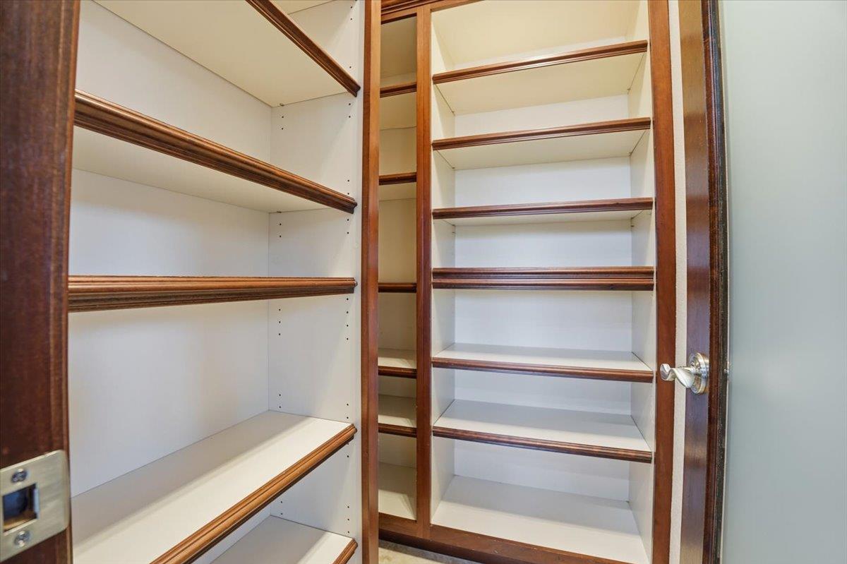 Detail Gallery Image 32 of 42 For 18874 Mount Cimarron St, Fountain Valley,  CA 92708 - 4 Beds | 3 Baths