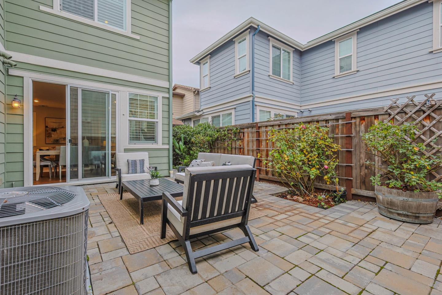 Detail Gallery Image 30 of 33 For 5331 Cowboy Ct, Fremont,  CA 94555 - 4 Beds | 2/1 Baths