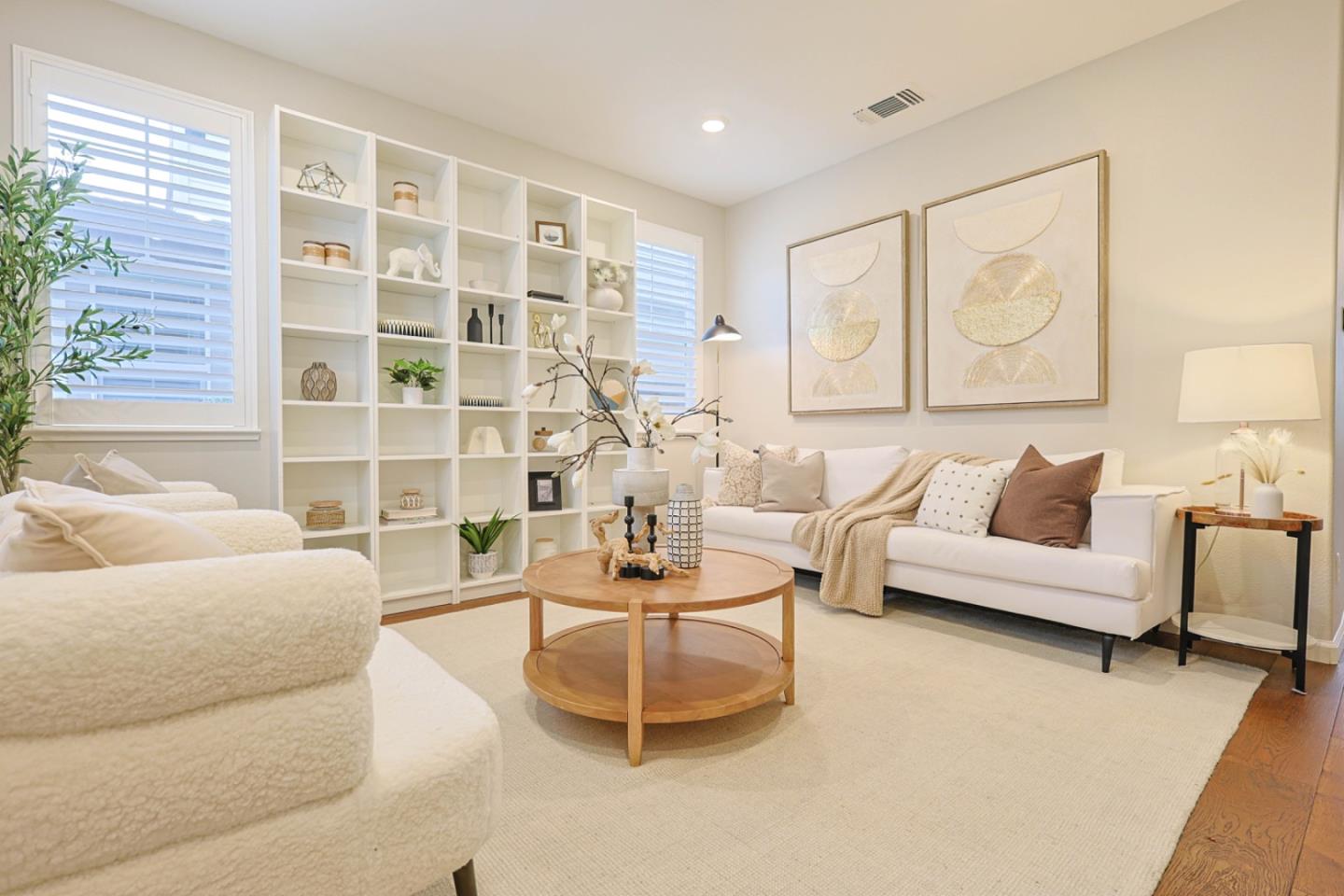 Detail Gallery Image 4 of 33 For 5331 Cowboy Ct, Fremont,  CA 94555 - 4 Beds | 2/1 Baths