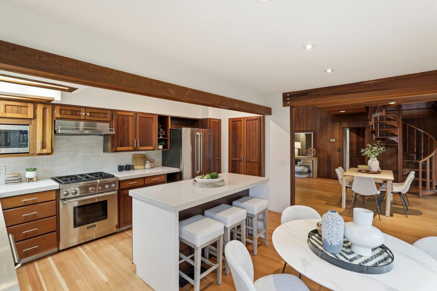 Detail Gallery Image 25 of 42 For 16 Tynan Way, Portola Valley,  CA 94028 - 3 Beds | 2 Baths