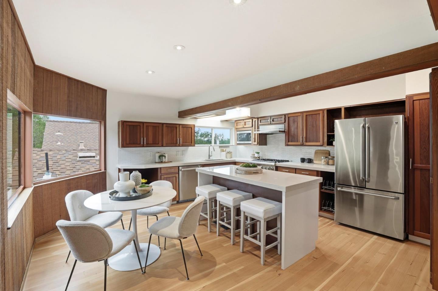 Detail Gallery Image 29 of 42 For 16 Tynan Way, Portola Valley,  CA 94028 - 3 Beds | 2 Baths