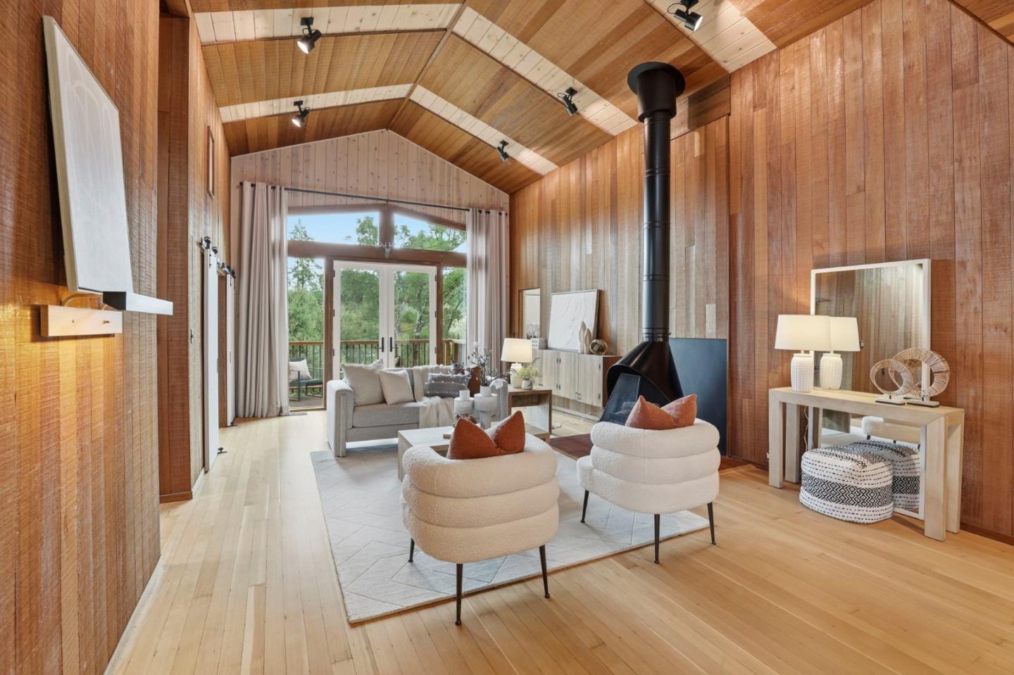 Detail Gallery Image 35 of 42 For 16 Tynan Way, Portola Valley,  CA 94028 - 3 Beds | 2 Baths