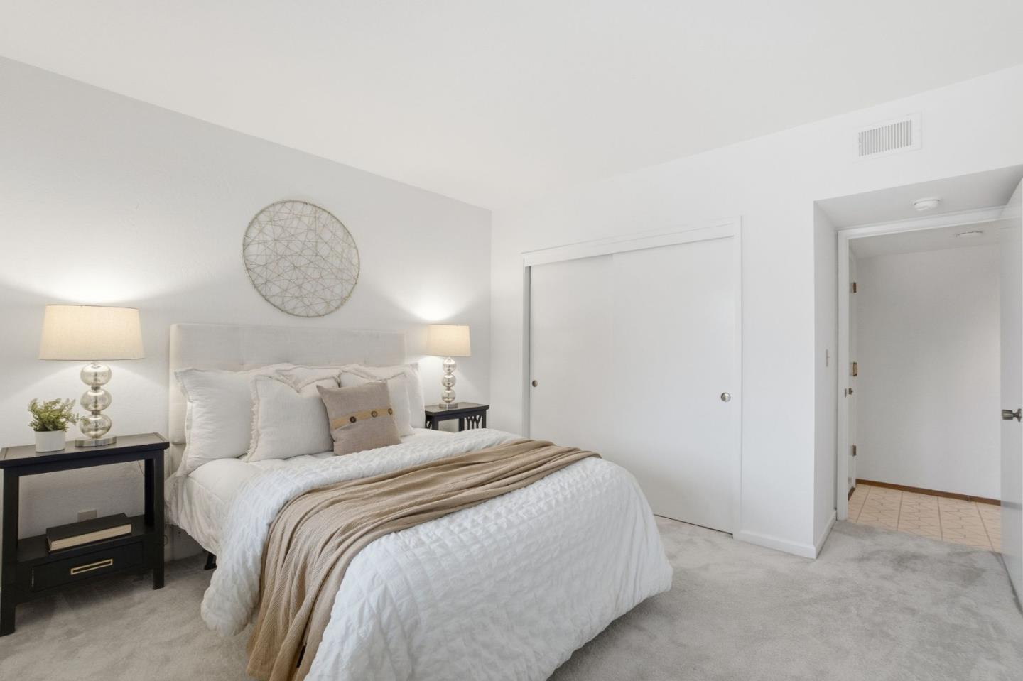 Detail Gallery Image 42 of 61 For 27769 Edgerton Rd, Los Altos Hills,  CA 94022 - 5 Beds | 3/1 Baths