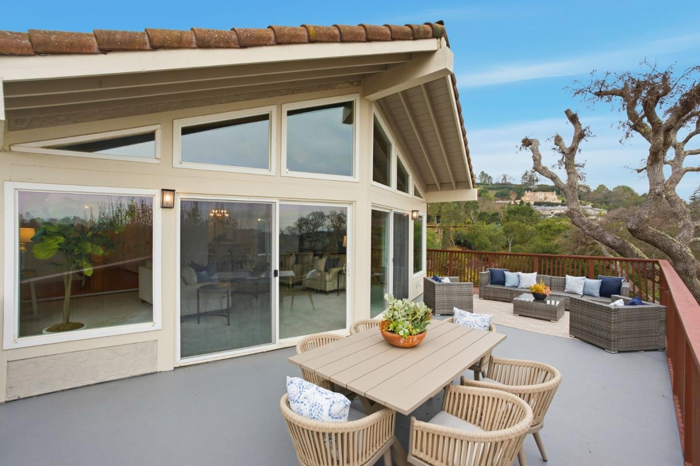 Detail Gallery Image 50 of 61 For 27769 Edgerton Rd, Los Altos Hills,  CA 94022 - 5 Beds | 3/1 Baths