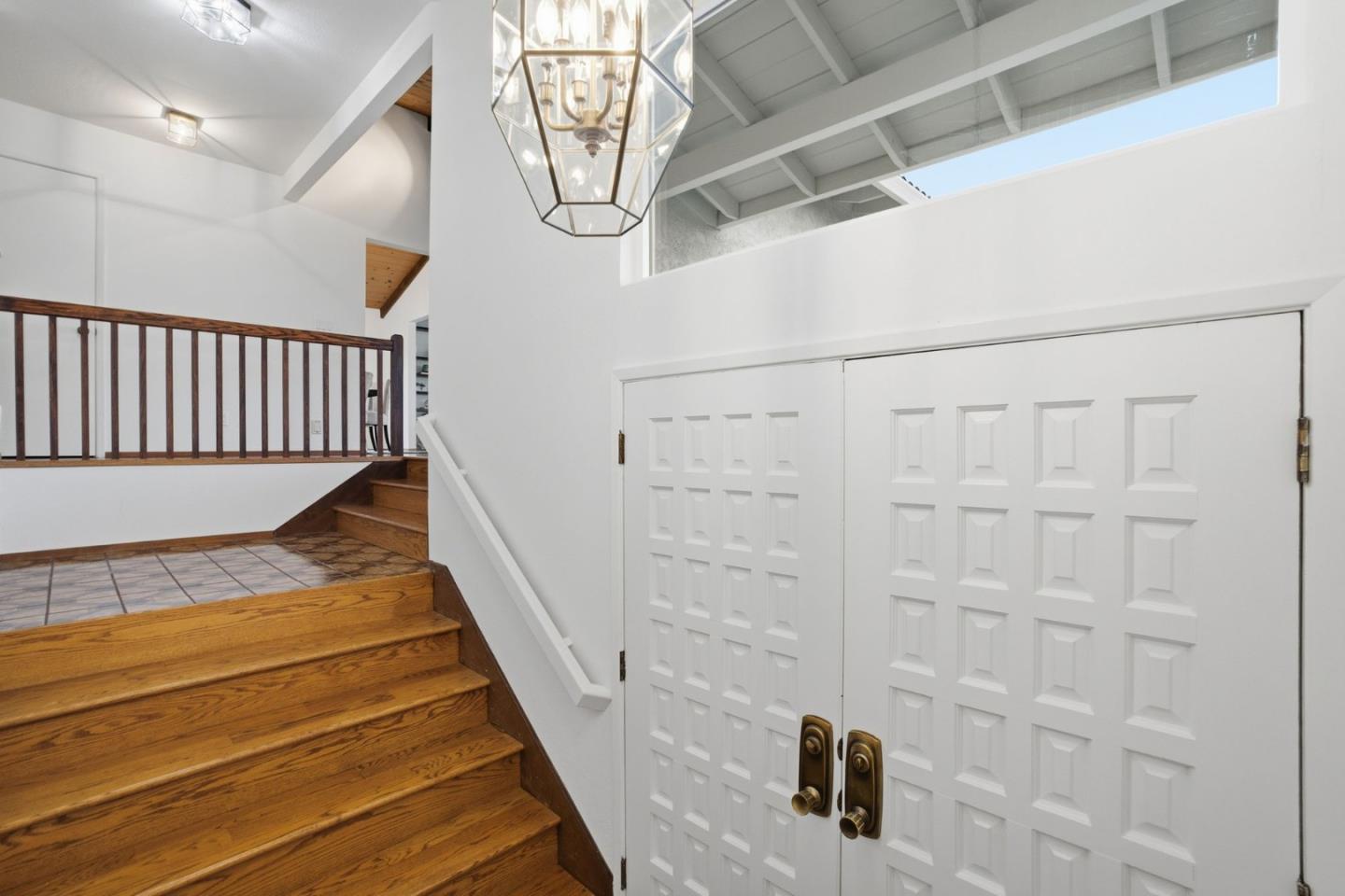 Detail Gallery Image 6 of 61 For 27769 Edgerton Rd, Los Altos Hills,  CA 94022 - 5 Beds | 3/1 Baths