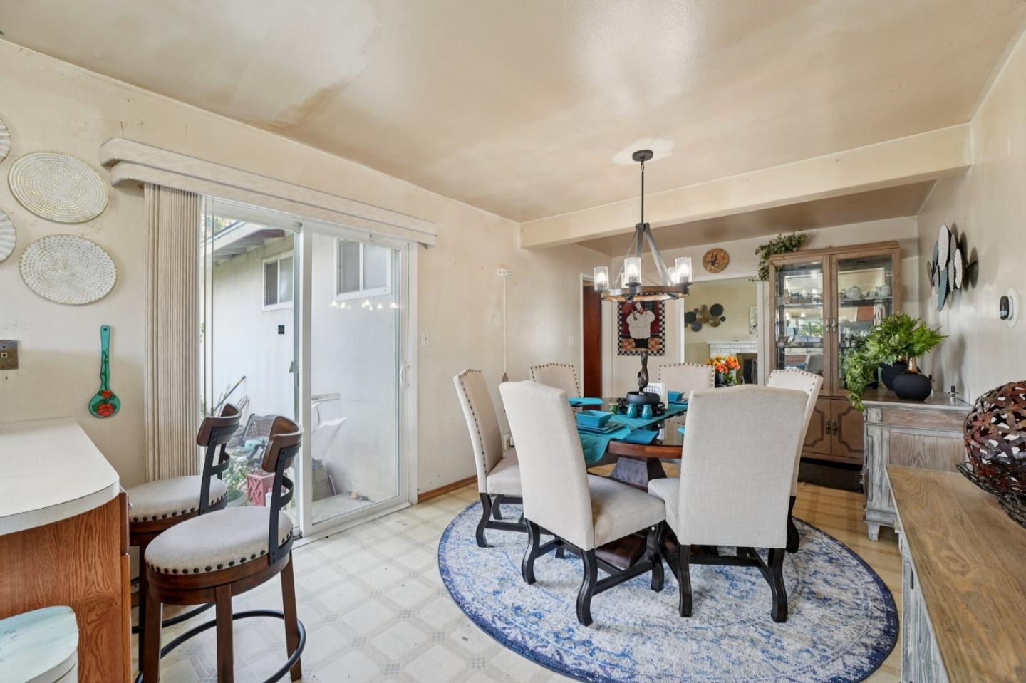 Detail Gallery Image 10 of 28 For 559 E Alvin Dr, Salinas,  CA 93906 - 3 Beds | 2 Baths