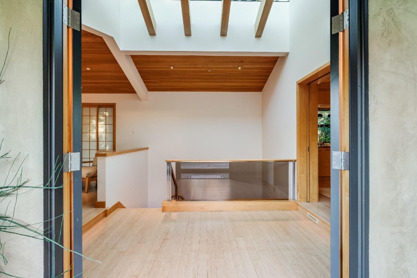 Detail Gallery Image 35 of 44 For 26140 Rancho Manuella Ln, Los Altos Hills,  CA 94022 - 5 Beds | 6/1 Baths