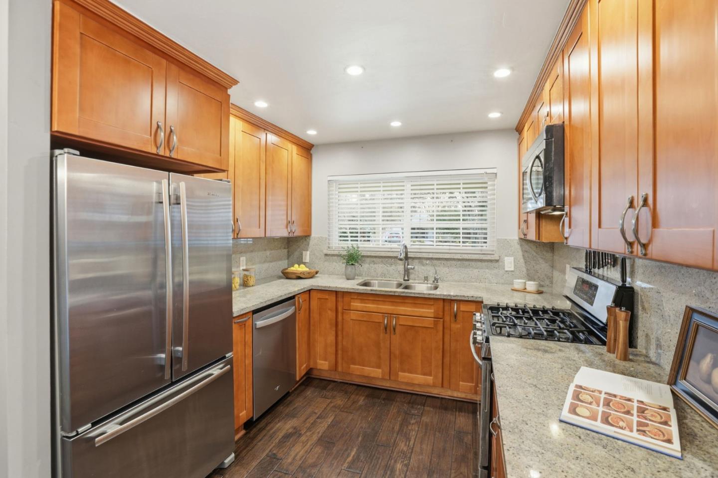 Detail Gallery Image 13 of 144 For 785 San Sebastian Pl, Morgan Hill,  CA 95037 - 4 Beds | 2 Baths