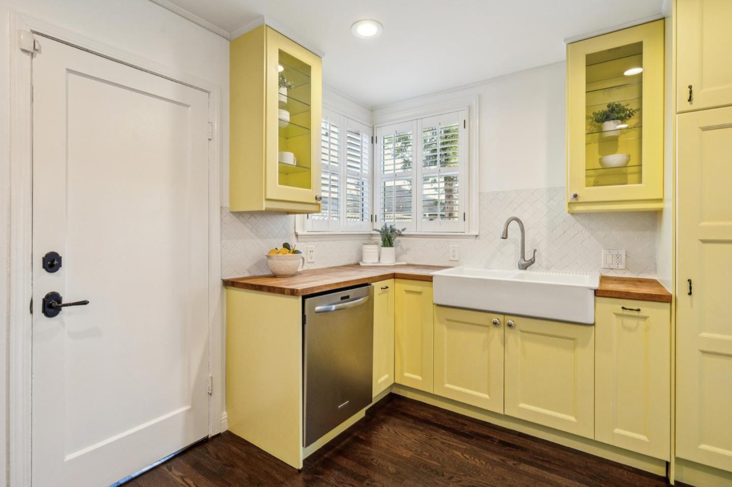 Detail Gallery Image 26 of 90 For 240 N Humboldt St, San Mateo,  CA 94401 - 2 Beds | 1 Baths