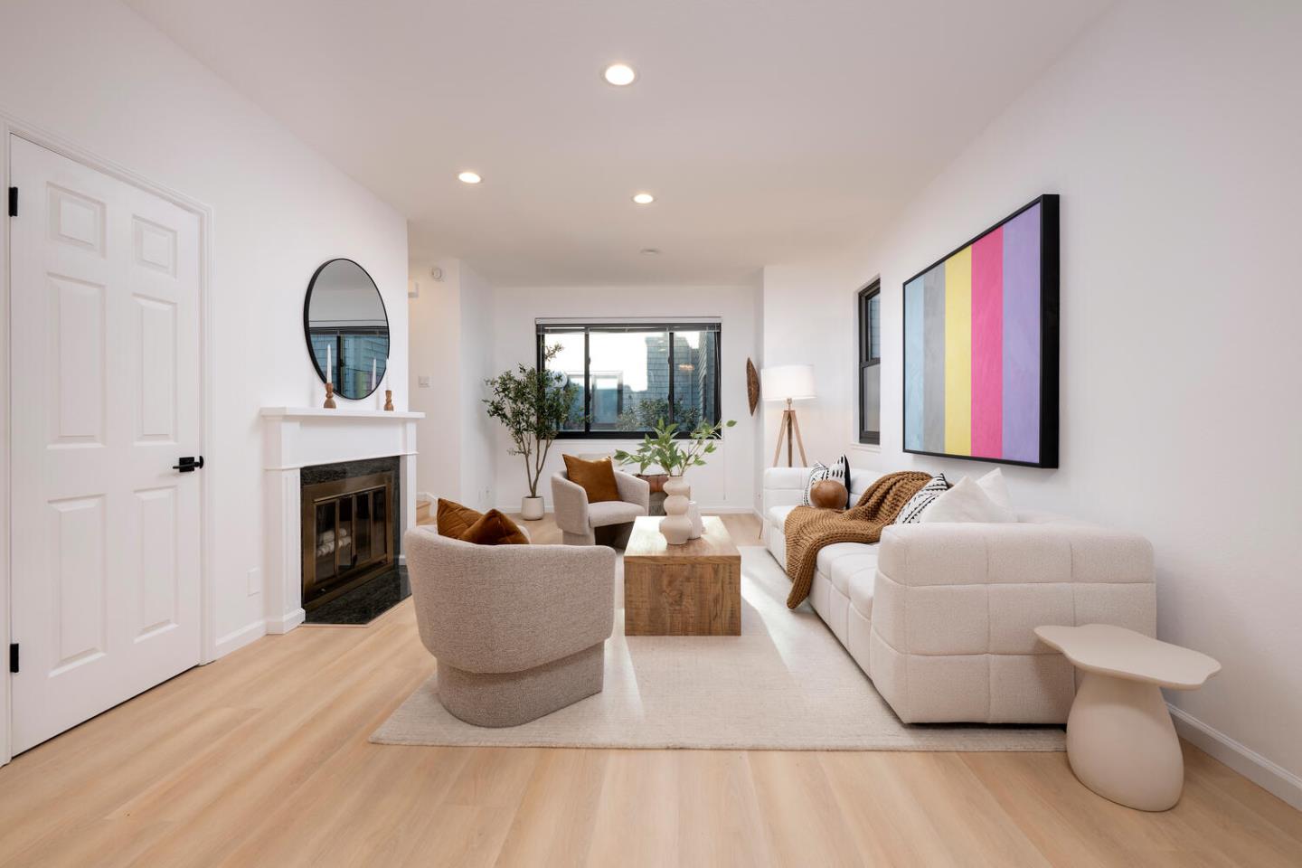 Detail Gallery Image 8 of 35 For 733 Fairfield Rd #10,  Burlingame,  CA 94010 - 2 Beds | 2/1 Baths