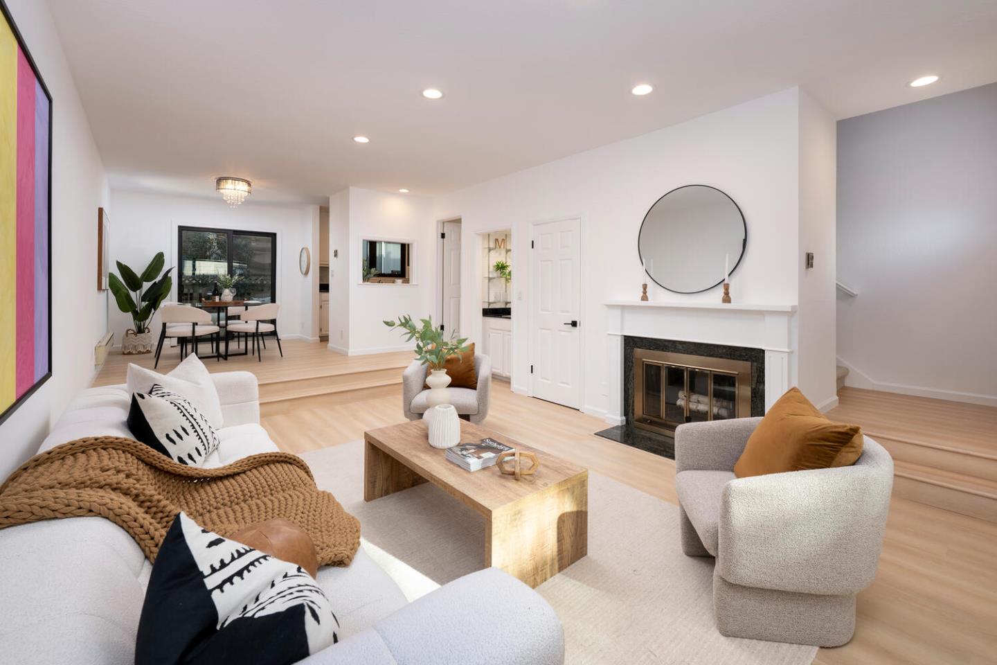 Detail Gallery Image 9 of 35 For 733 Fairfield Rd #10,  Burlingame,  CA 94010 - 2 Beds | 2/1 Baths