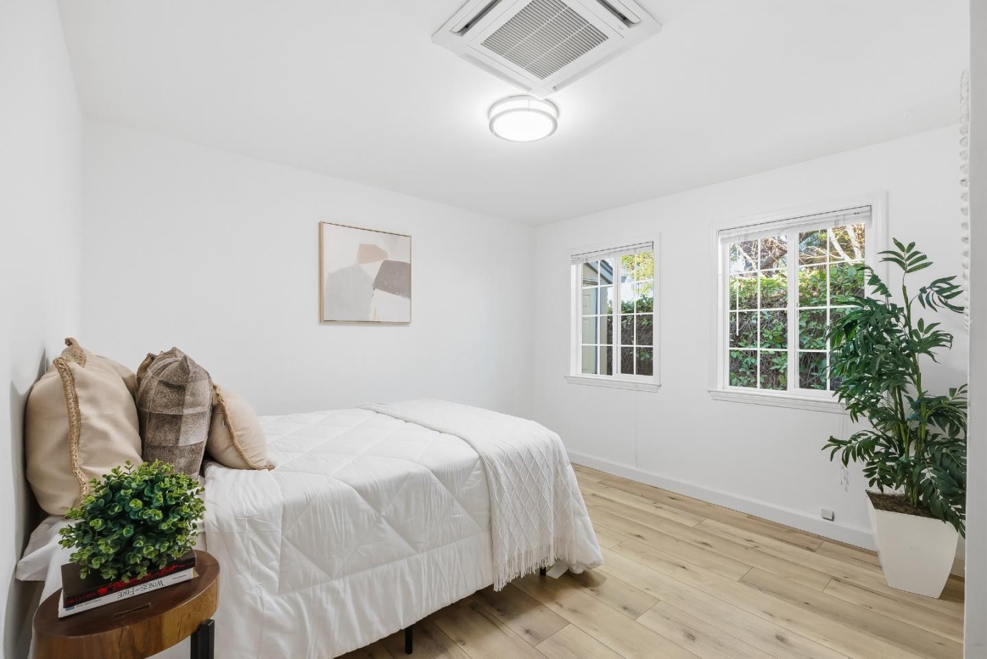 Detail Gallery Image 15 of 46 For 717 & 723 Ellsworth Pl, Palo Alto,  CA 94306 - – Beds | – Baths