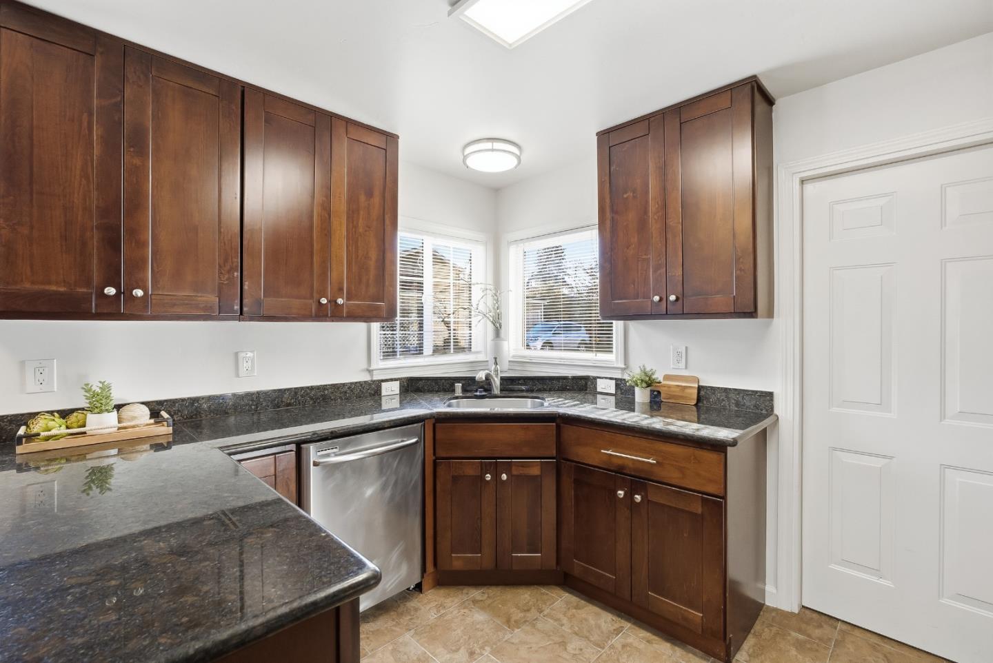 Detail Gallery Image 9 of 46 For 717 & 723 Ellsworth Pl, Palo Alto,  CA 94306 - – Beds | – Baths