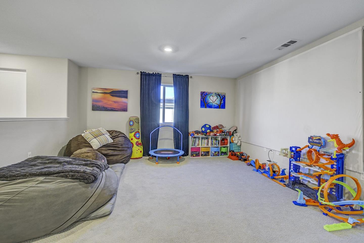 Detail Gallery Image 21 of 43 For 5341 Knights Valley Ln, Antioch,  CA 94531 - 5 Beds | 3 Baths