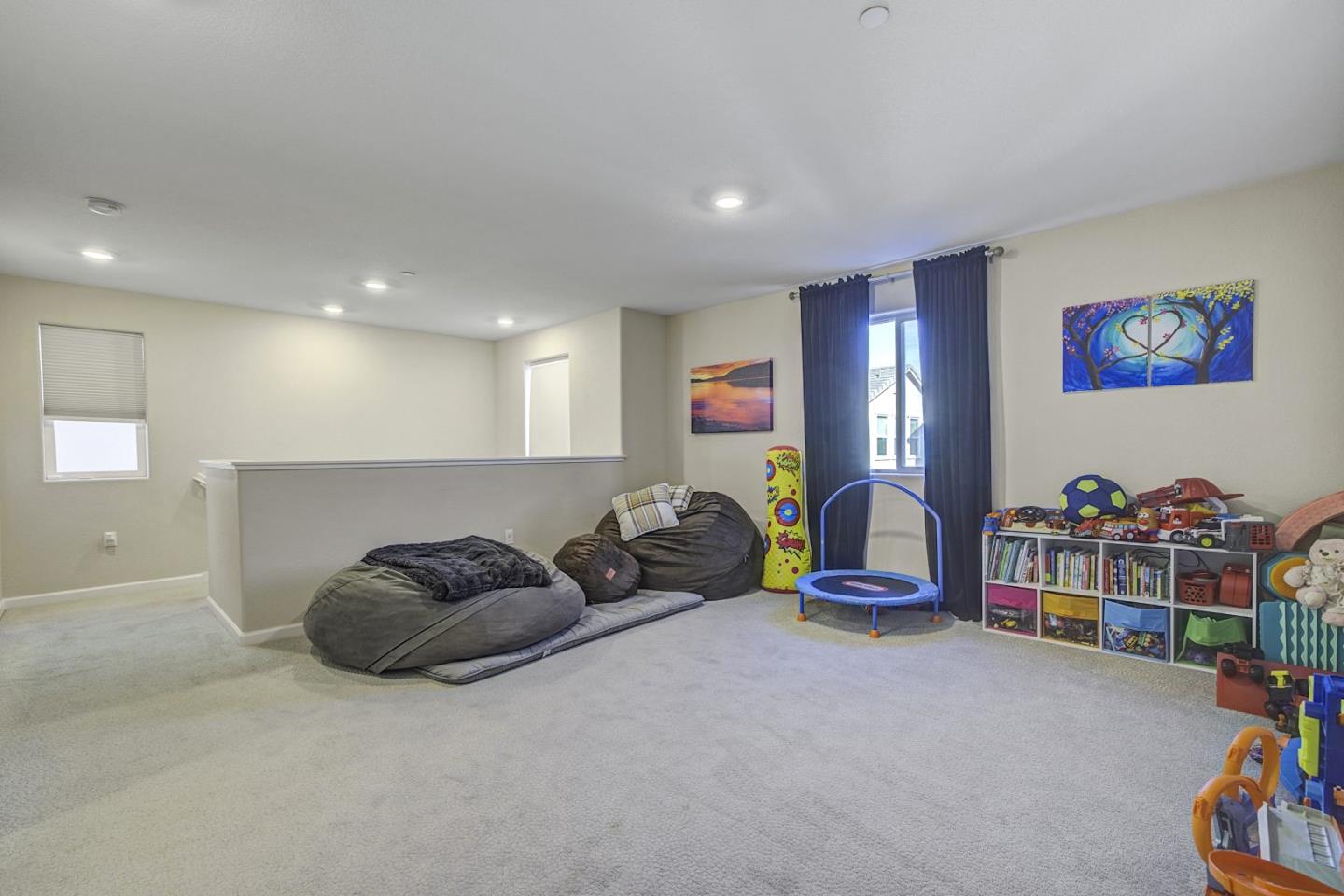 Detail Gallery Image 23 of 43 For 5341 Knights Valley Ln, Antioch,  CA 94531 - 5 Beds | 3 Baths