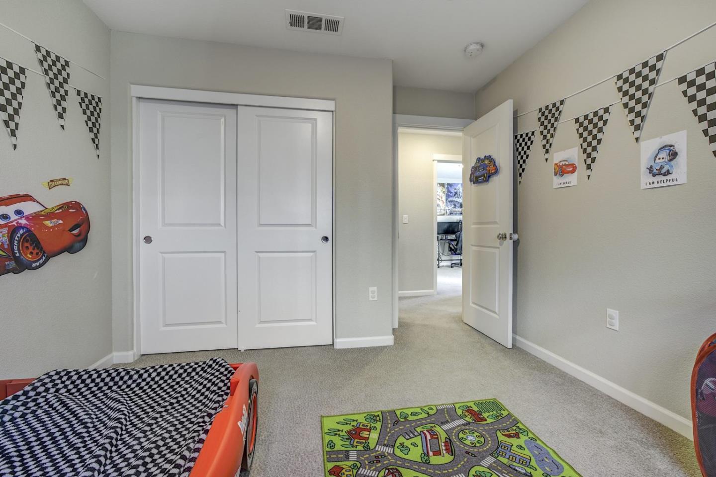 Detail Gallery Image 25 of 43 For 5341 Knights Valley Ln, Antioch,  CA 94531 - 5 Beds | 3 Baths