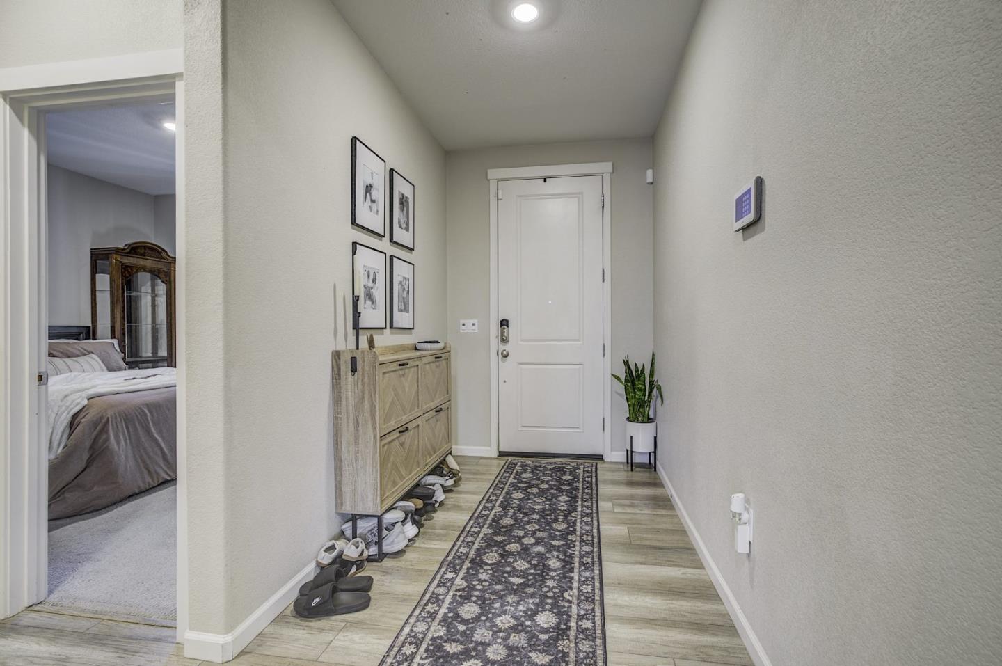 Detail Gallery Image 6 of 43 For 5341 Knights Valley Ln, Antioch,  CA 94531 - 5 Beds | 3 Baths