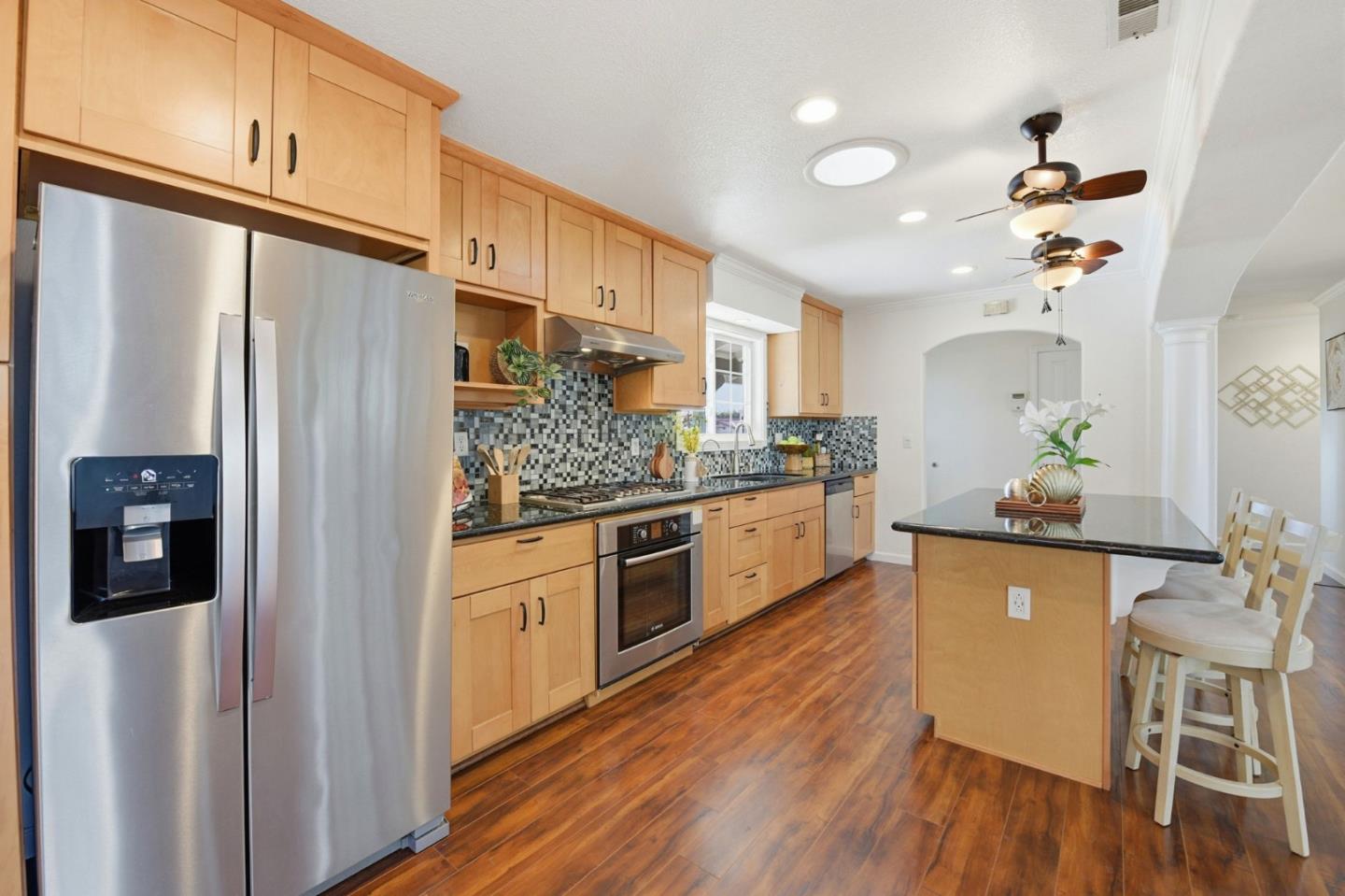 Detail Gallery Image 6 of 20 For 4815 Regents Park Ln, Fremont,  CA 94538 - 3 Beds | 2 Baths