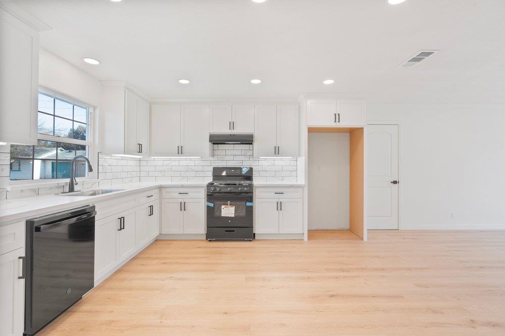 Detail Gallery Image 4 of 17 For 520 Polk Ct, Gilroy,  CA 95020 - 3 Beds | 1 Baths