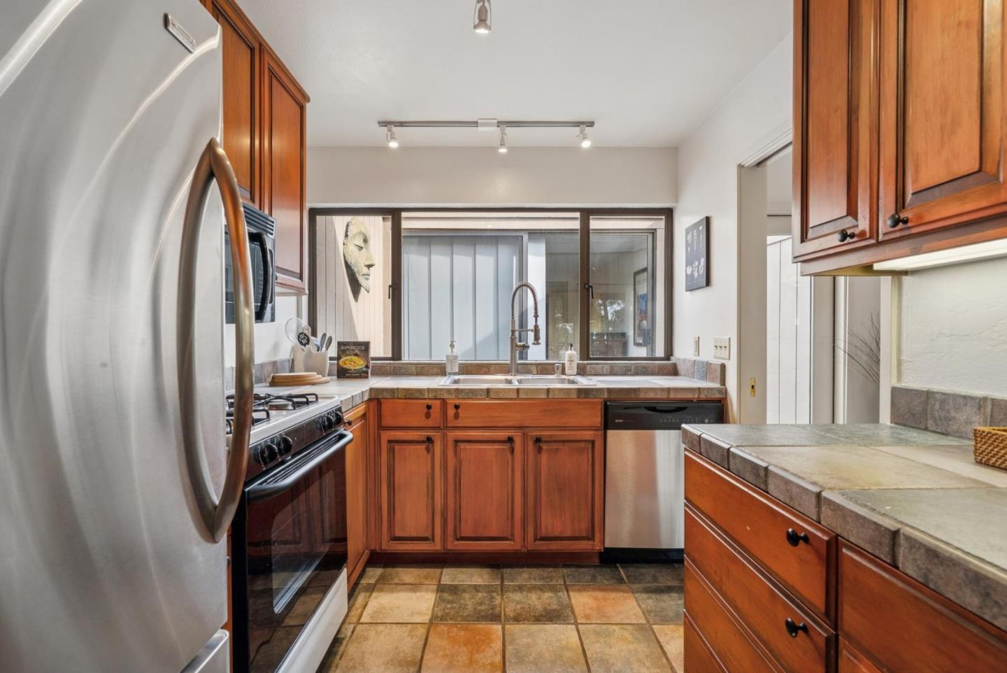 Detail Gallery Image 18 of 40 For 24501 via Mar Monte #77,  Carmel,  CA 93923 - 2 Beds | 2 Baths