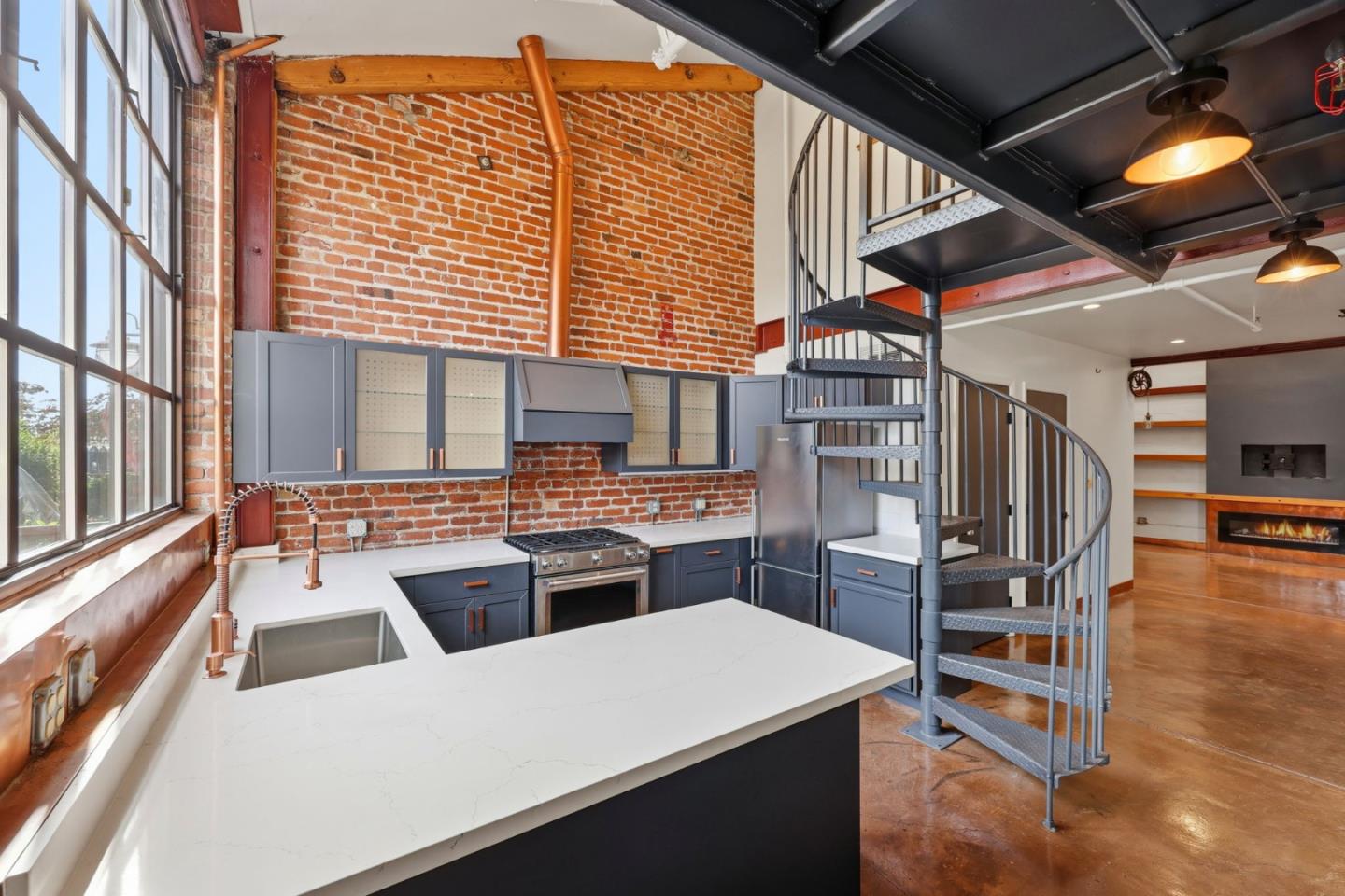 Detail Gallery Image 18 of 32 For 1501 37th Ave #B6,  Oakland,  CA 94601 - 1 Beds | 2 Baths