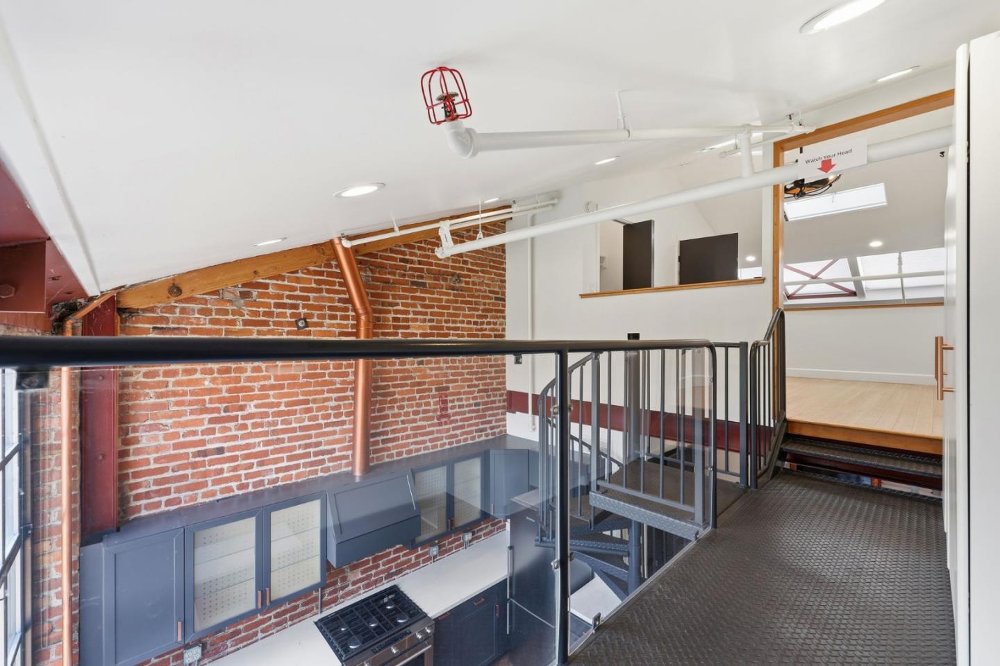 Detail Gallery Image 20 of 32 For 1501 37th Ave #B6,  Oakland,  CA 94601 - 1 Beds | 2 Baths