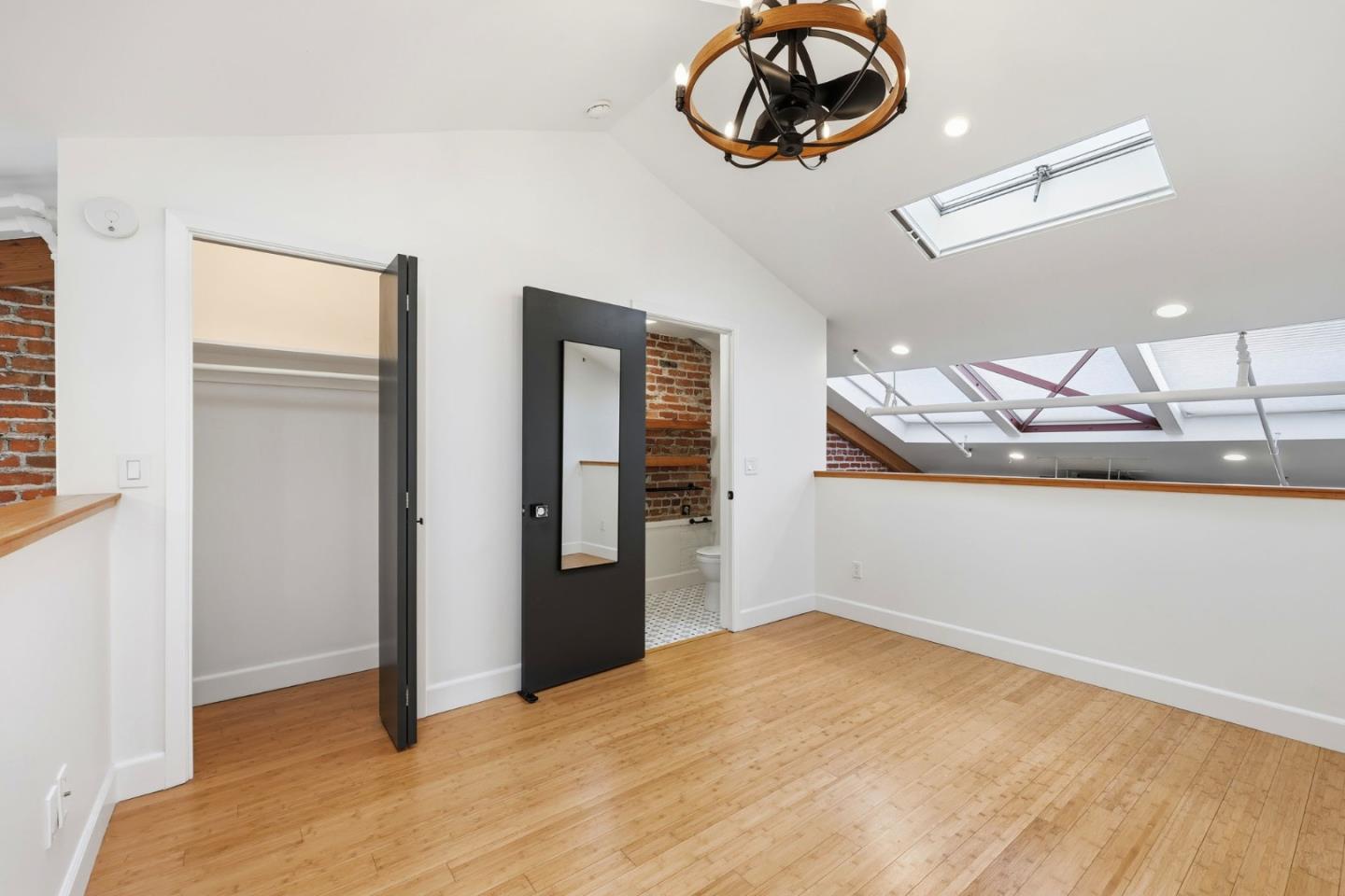 Detail Gallery Image 25 of 32 For 1501 37th Ave #B6,  Oakland,  CA 94601 - 1 Beds | 2 Baths