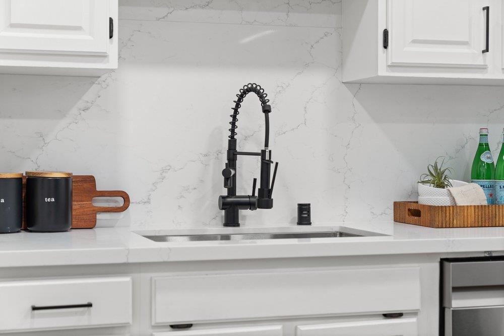 Detail Gallery Image 14 of 28 For 578 Green Manor Ct, Palo Alto,  CA 94301 - 3 Beds | 1 Baths