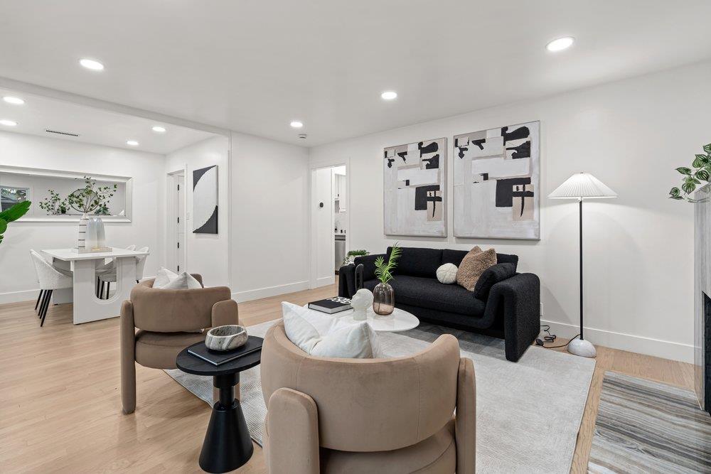 Detail Gallery Image 9 of 28 For 578 Green Manor Ct, Palo Alto,  CA 94301 - 3 Beds | 1 Baths