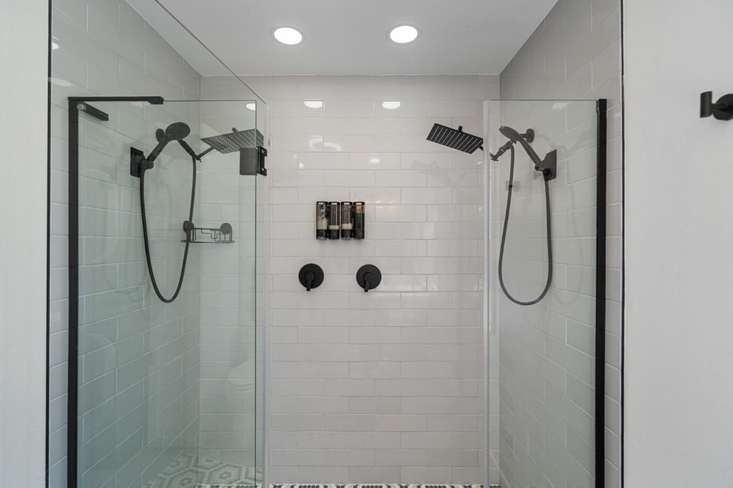Detail Gallery Image 17 of 30 For 729 N 20th St, San Jose,  CA 95112 - 3 Beds | 2 Baths