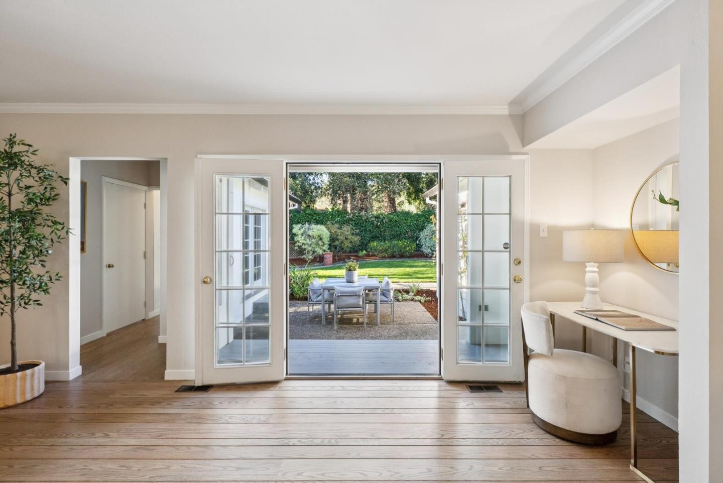 Detail Gallery Image 12 of 53 For 828 Cordilleras Ave, San Carlos,  CA 94070 - 3 Beds | 2 Baths